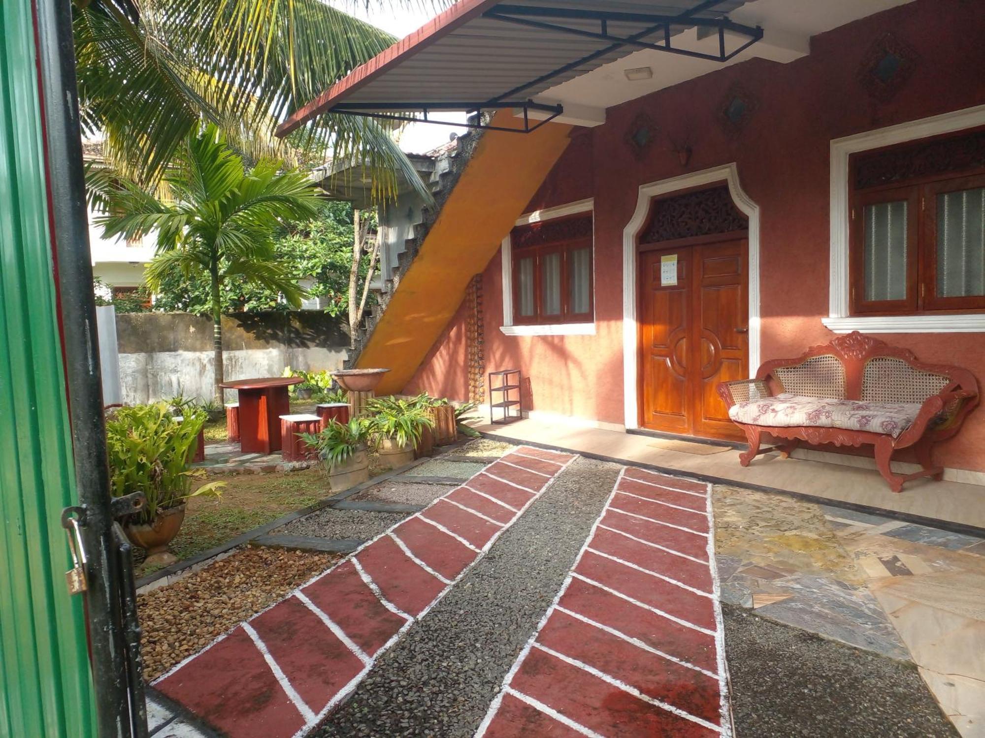 Star Home Stay Bentota Exterior photo